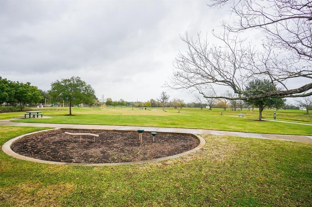 16531 Village View Trail Property Photo 32