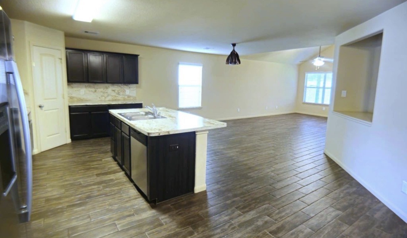 2026 Naplechase Crest Drive Property Photo 9