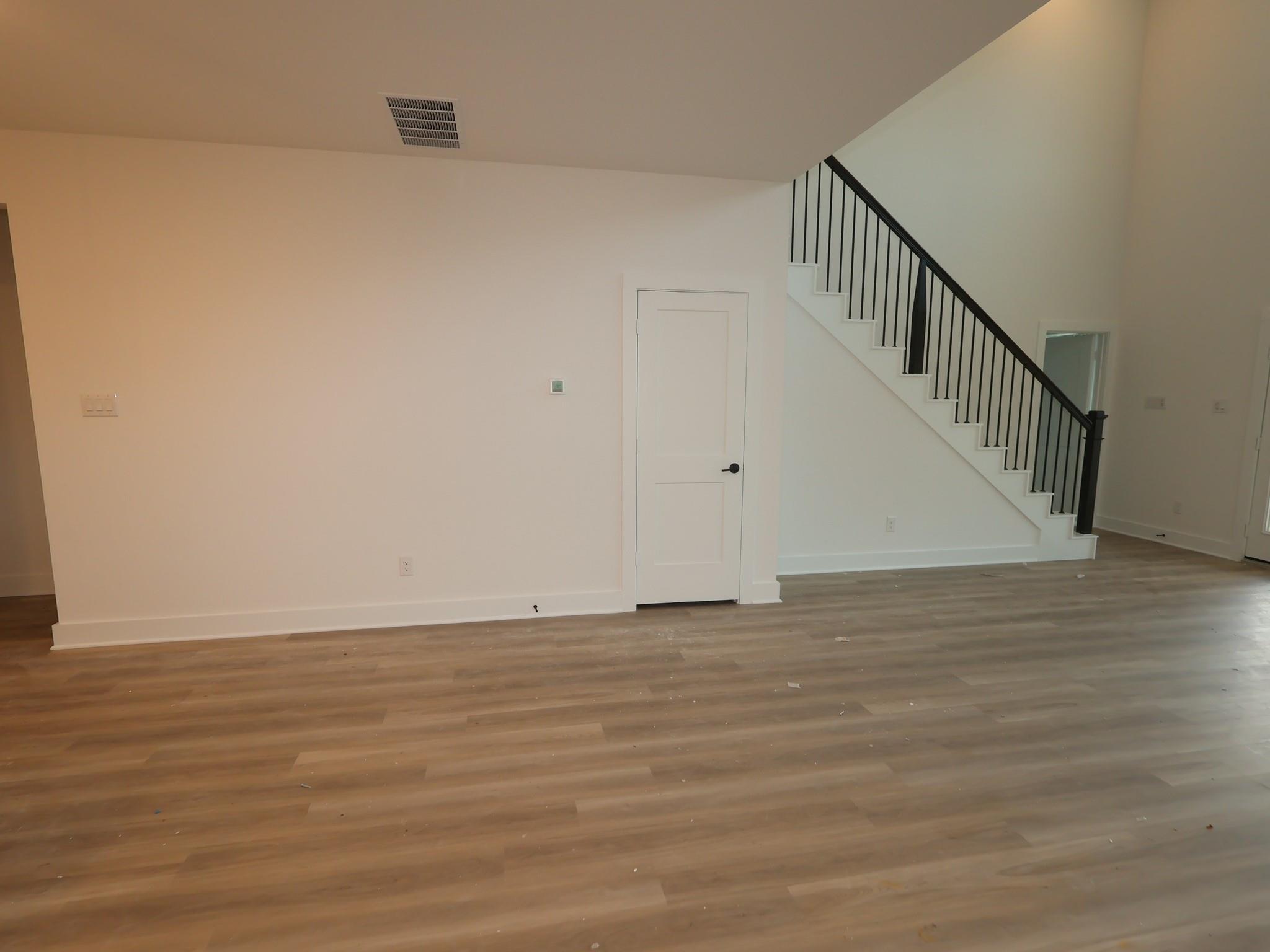 32206 Sunbeam Drive Property Photo 4