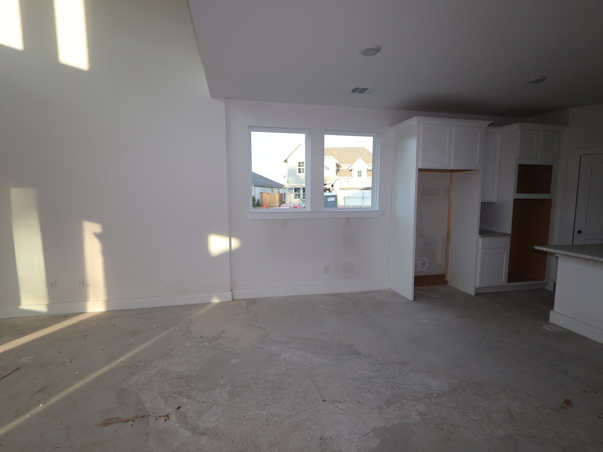 32206 Sunbeam Drive Property Photo 5