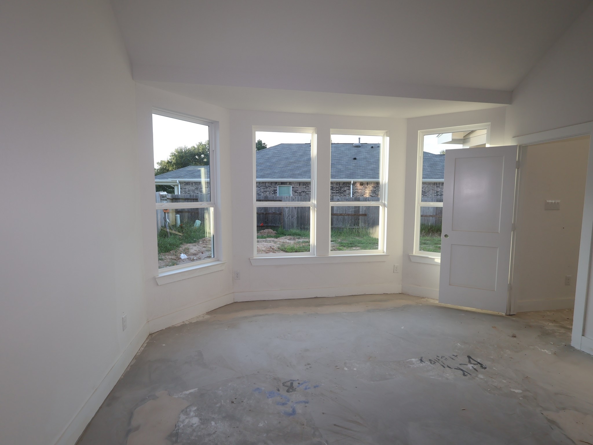 32206 Sunbeam Drive Property Photo 8