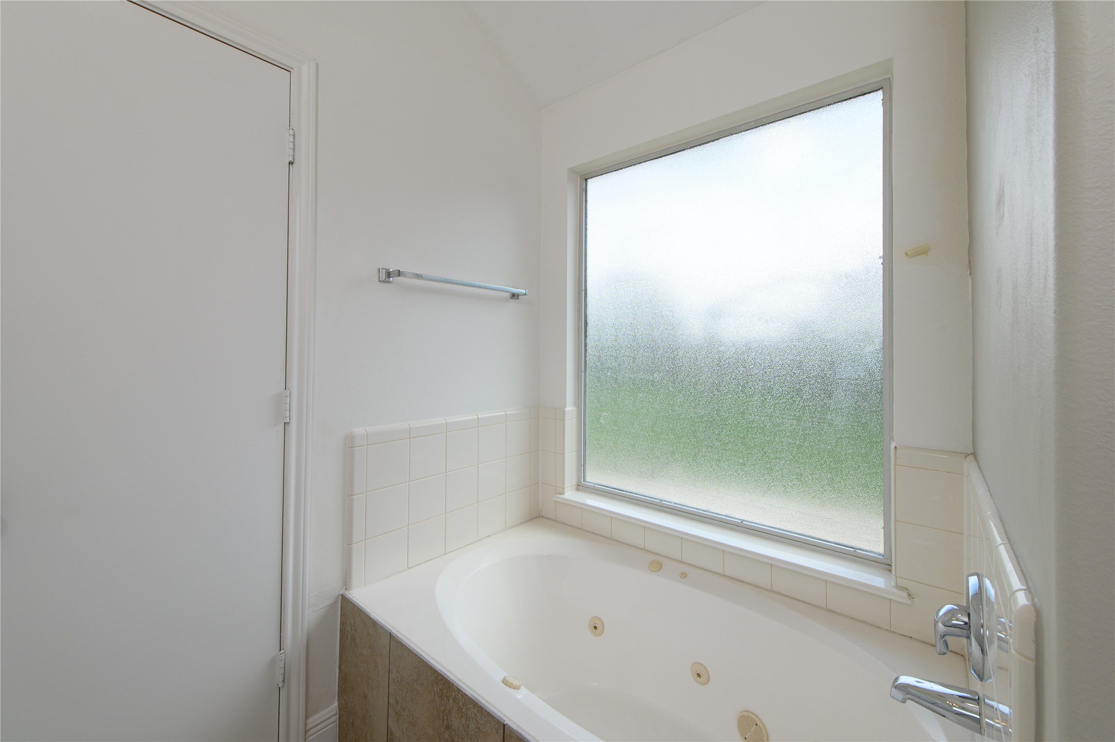 2303 Amber Wheat Court Property Photo 13