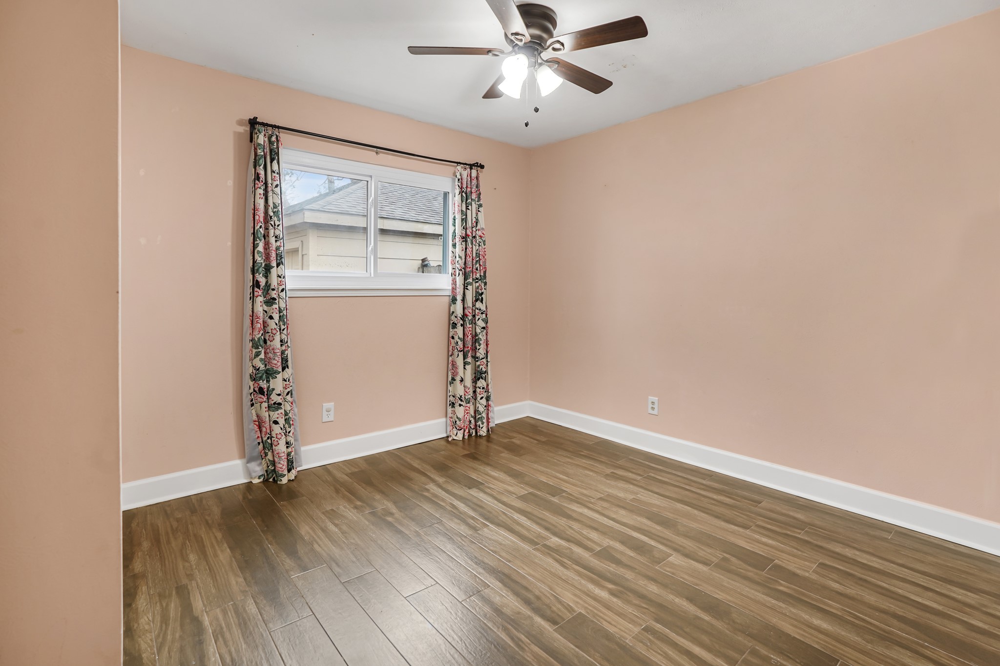 5710 Green Timbers Drive Property Photo 14