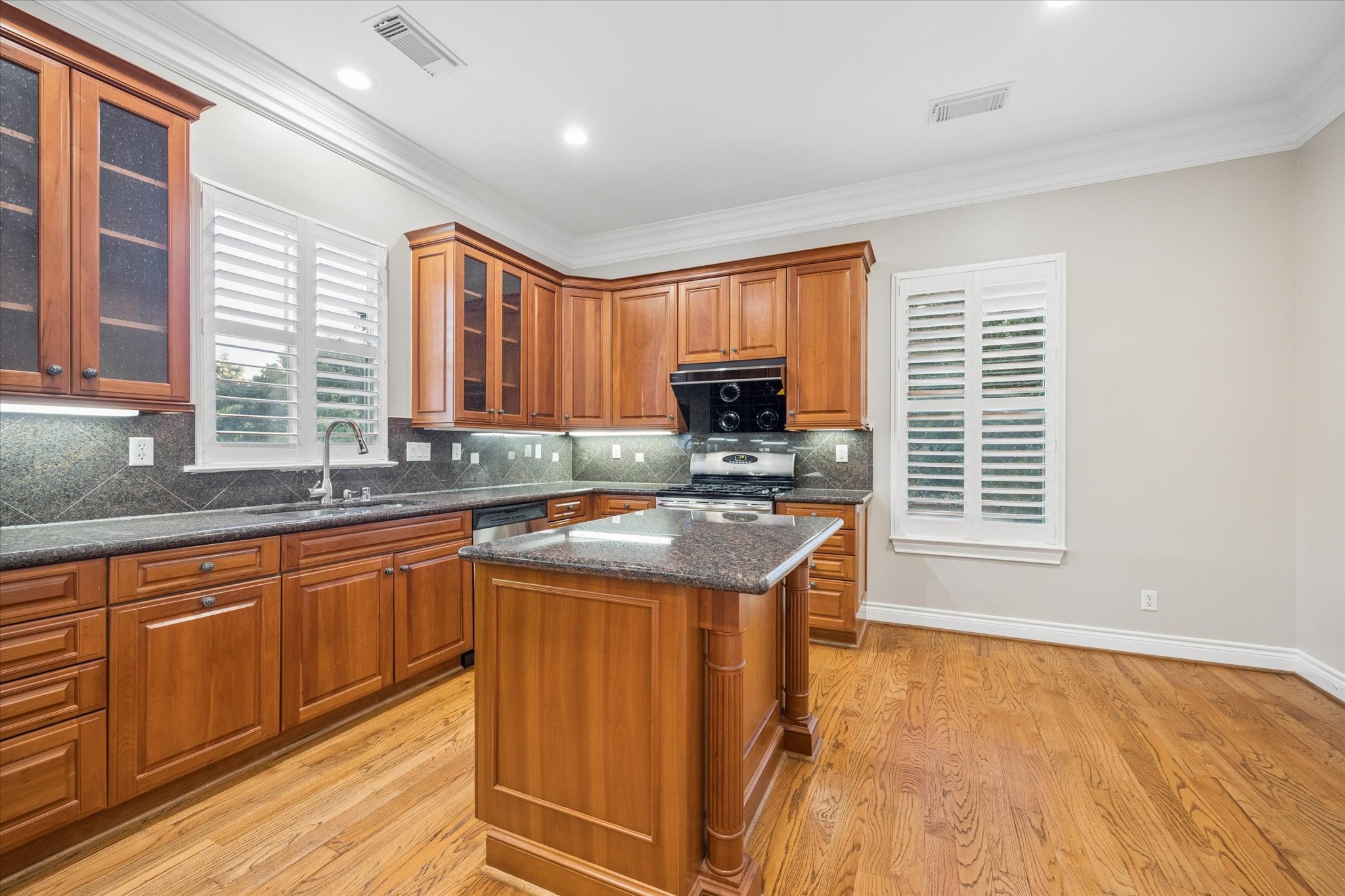 2931 Brompton Square Drive Property Photo 12