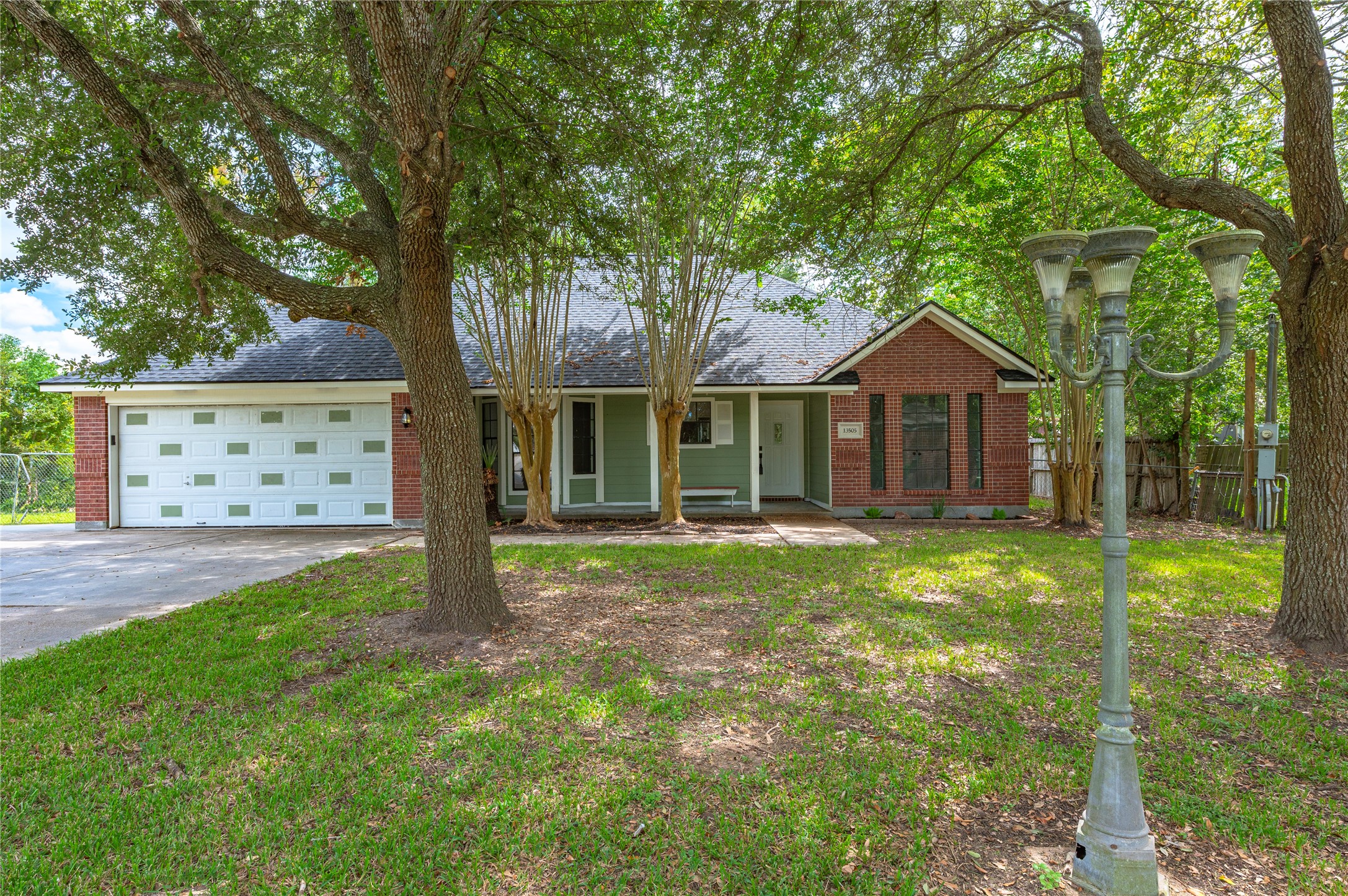 13505 Anne Lane Property Photo 2