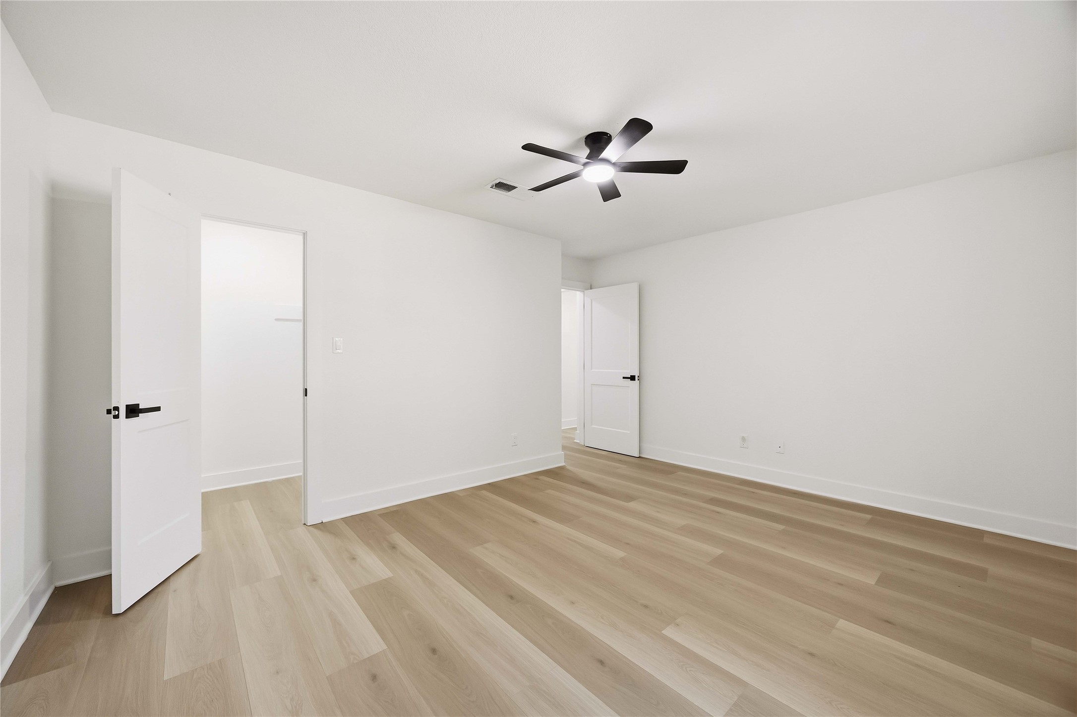 333 Rolling Hills Drive Property Photo 18