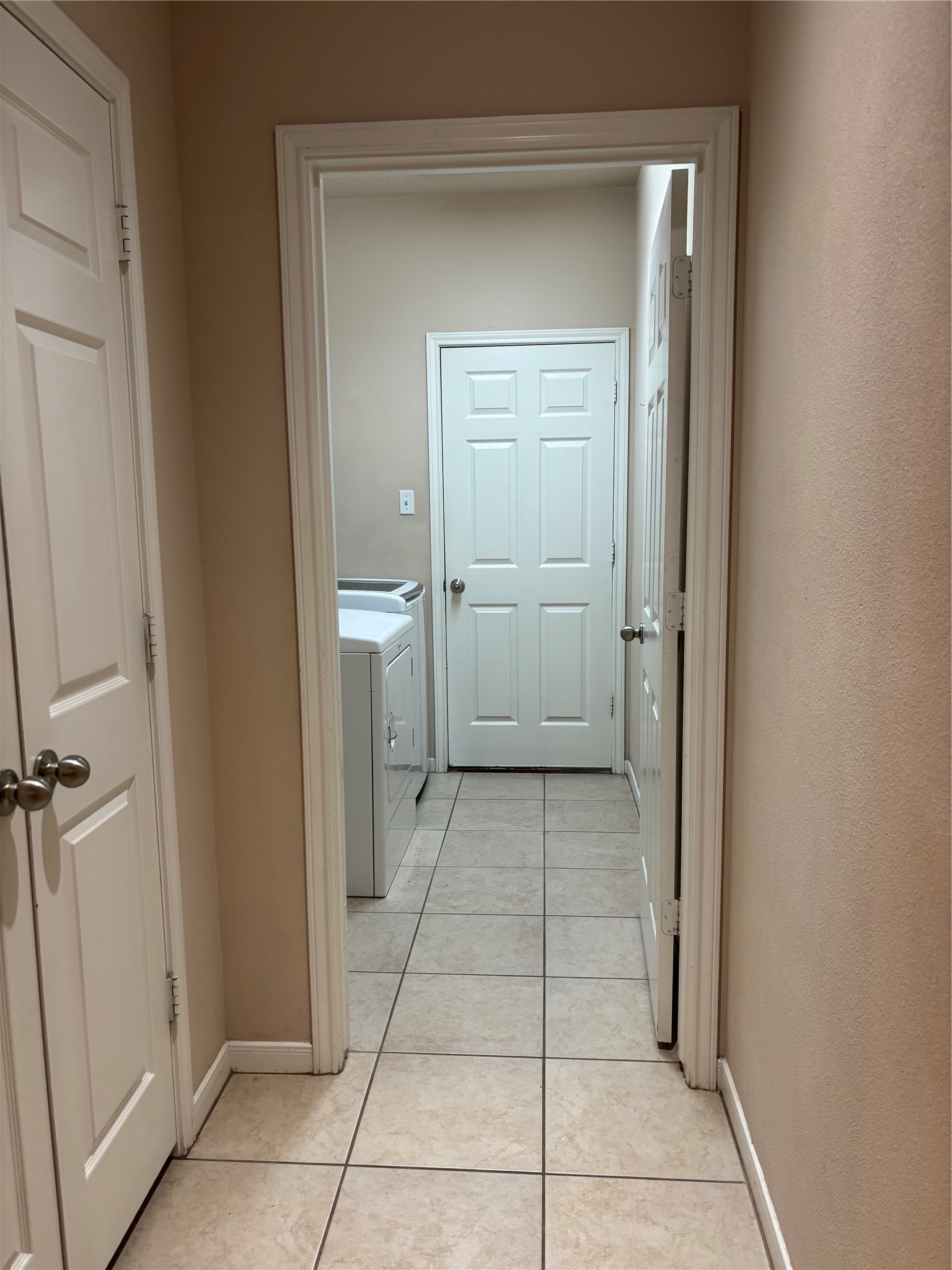 3238 Glenforest Drive Property Photo 17