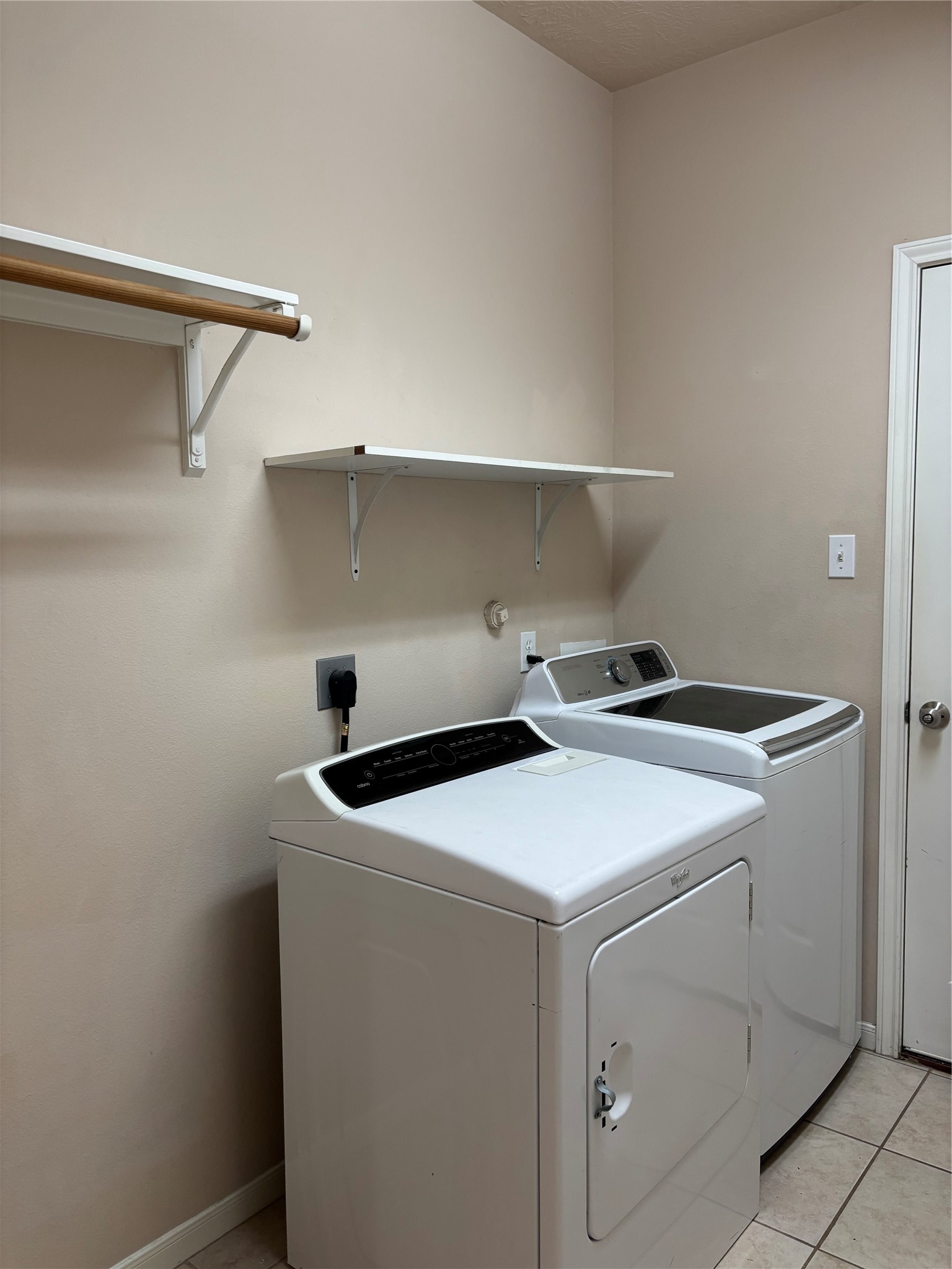 3238 Glenforest Drive Property Photo 18