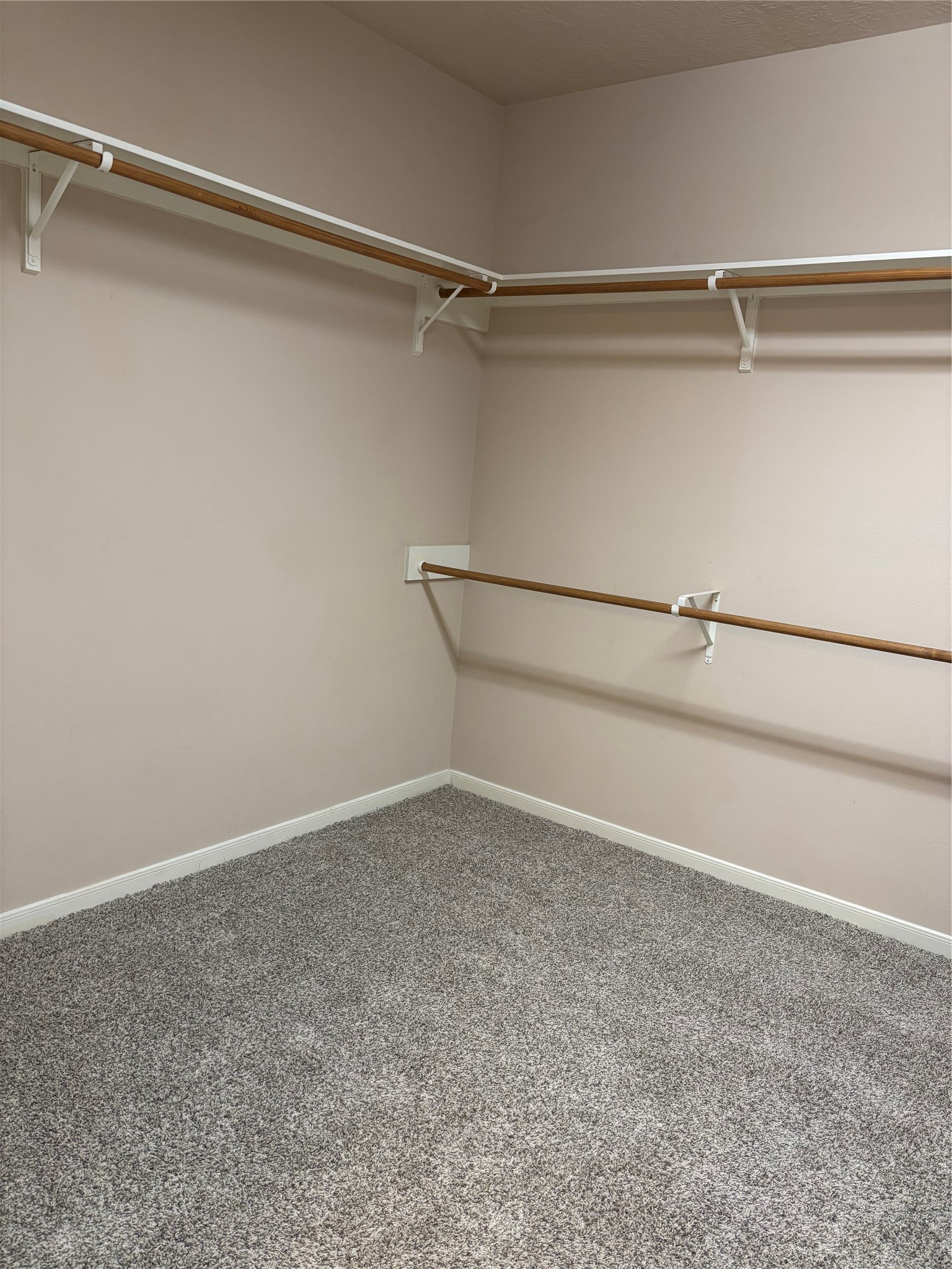 3238 Glenforest Drive Property Photo 24