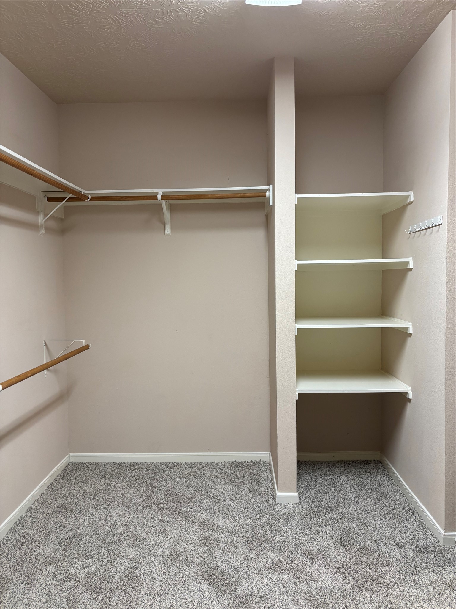 3238 Glenforest Drive Property Photo 25