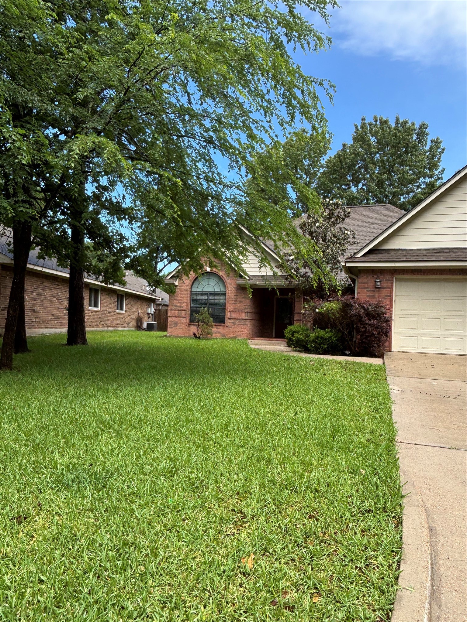 3238 Glenforest Drive Property Photo 37