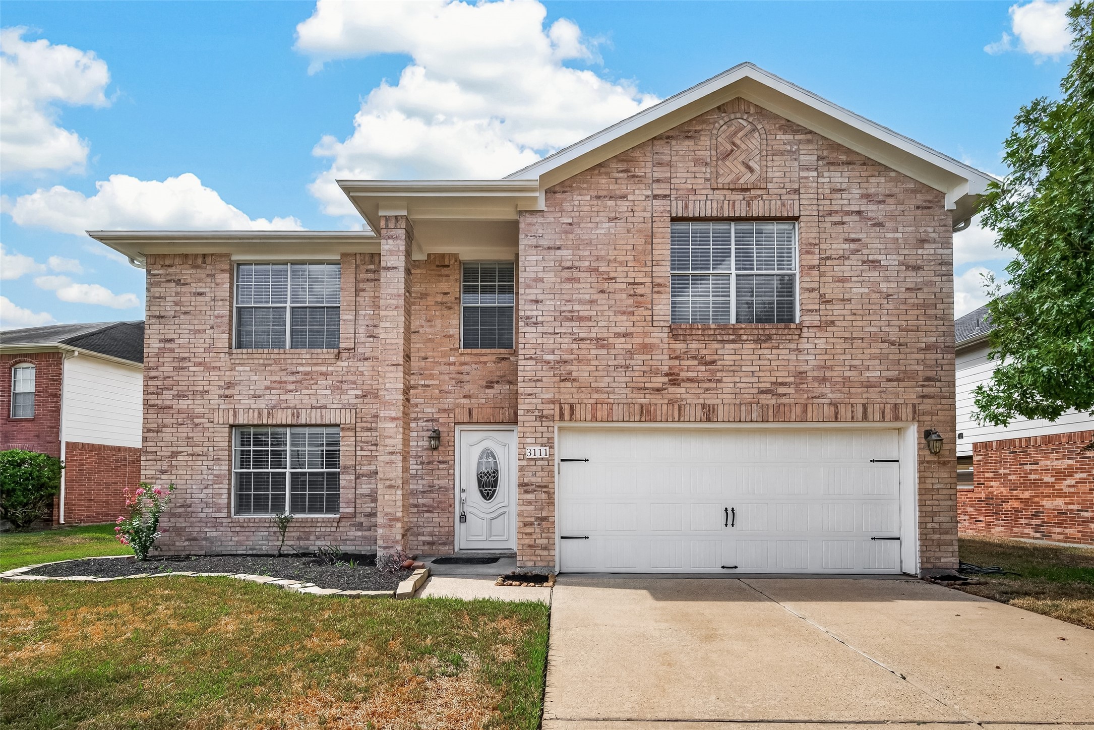3111 Lantern Bay Lane Property Photo 2