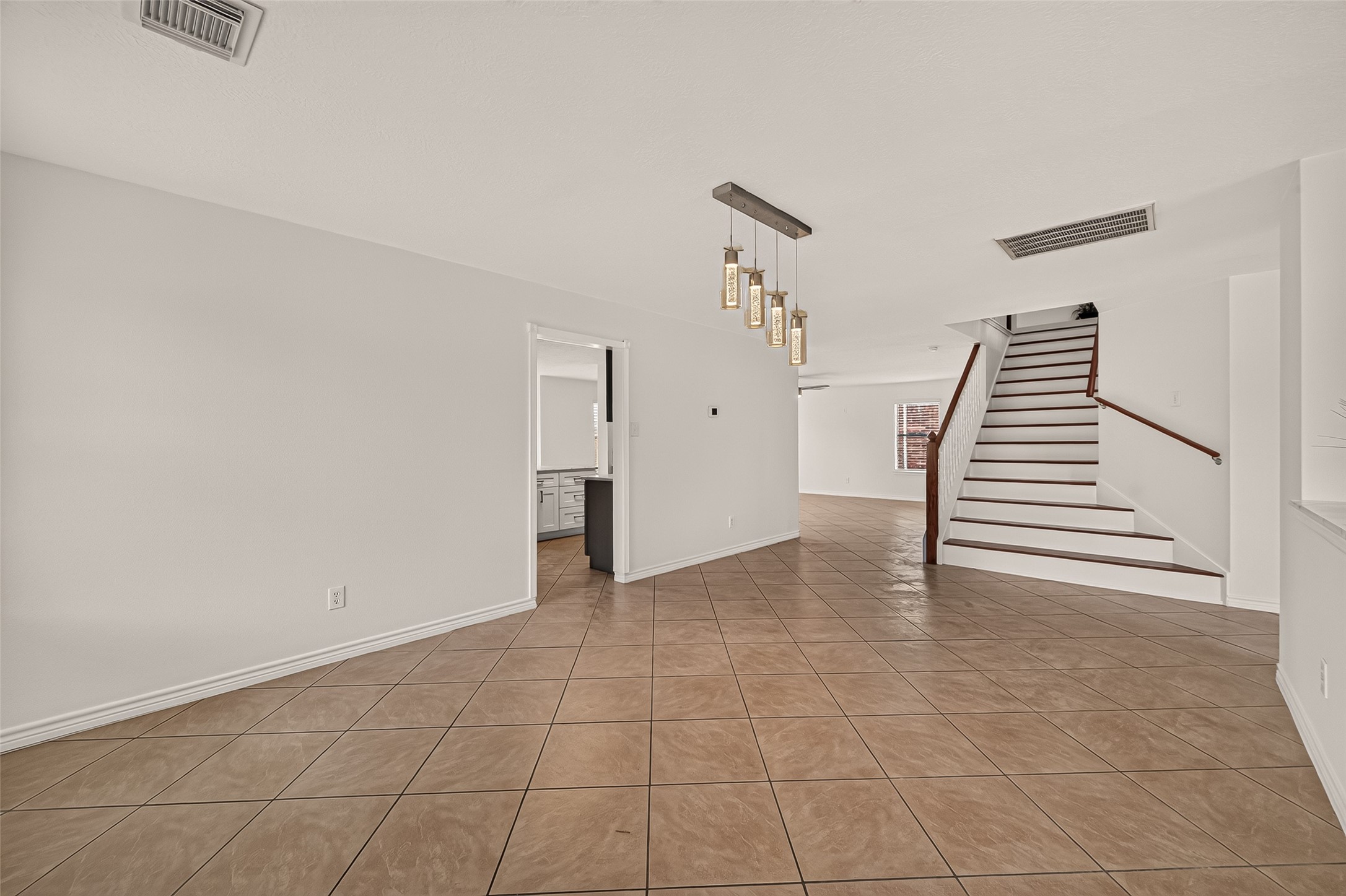 3111 Lantern Bay Lane Property Photo 6