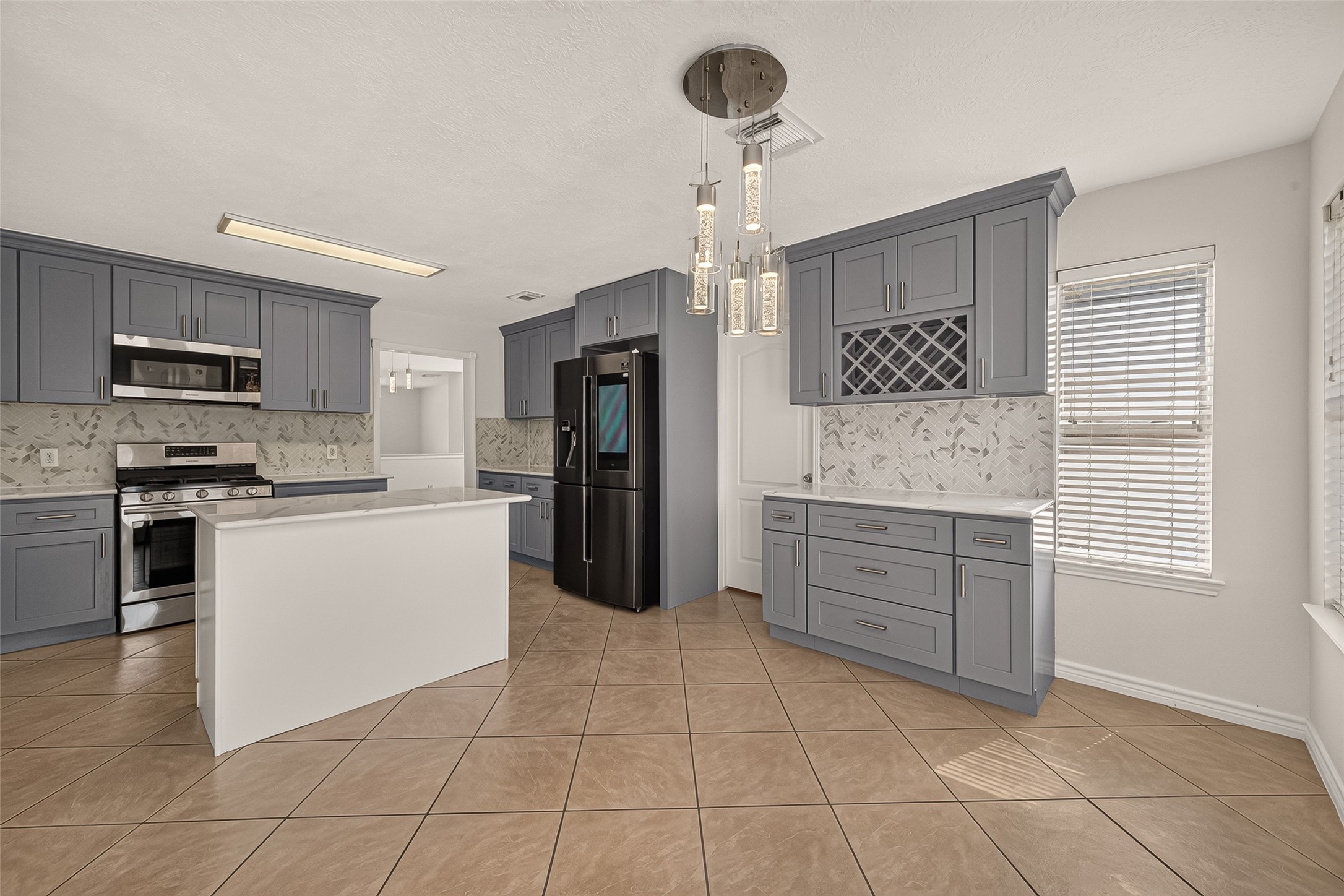 3111 Lantern Bay Lane Property Photo 13