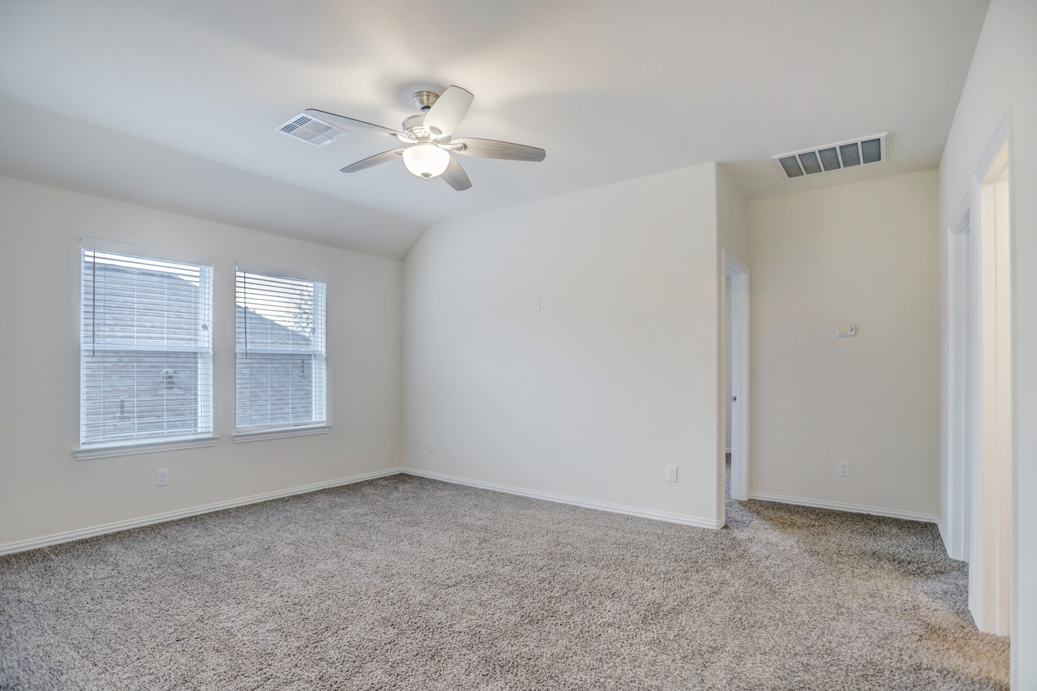 52 Hallmark Drive Property Photo 10