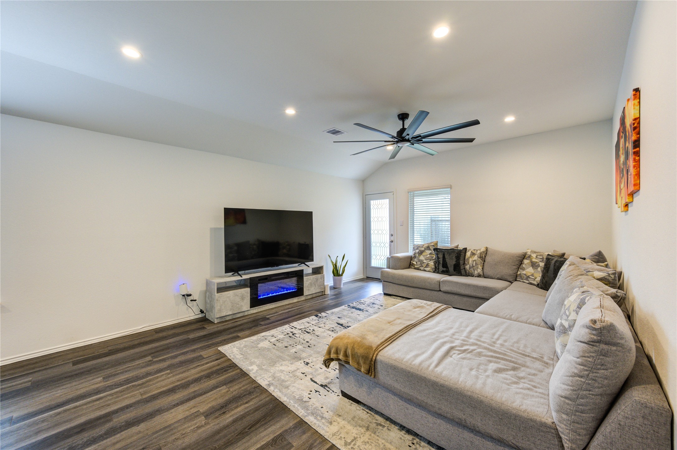 5303 Creekstone Rise Lane Property Photo 9