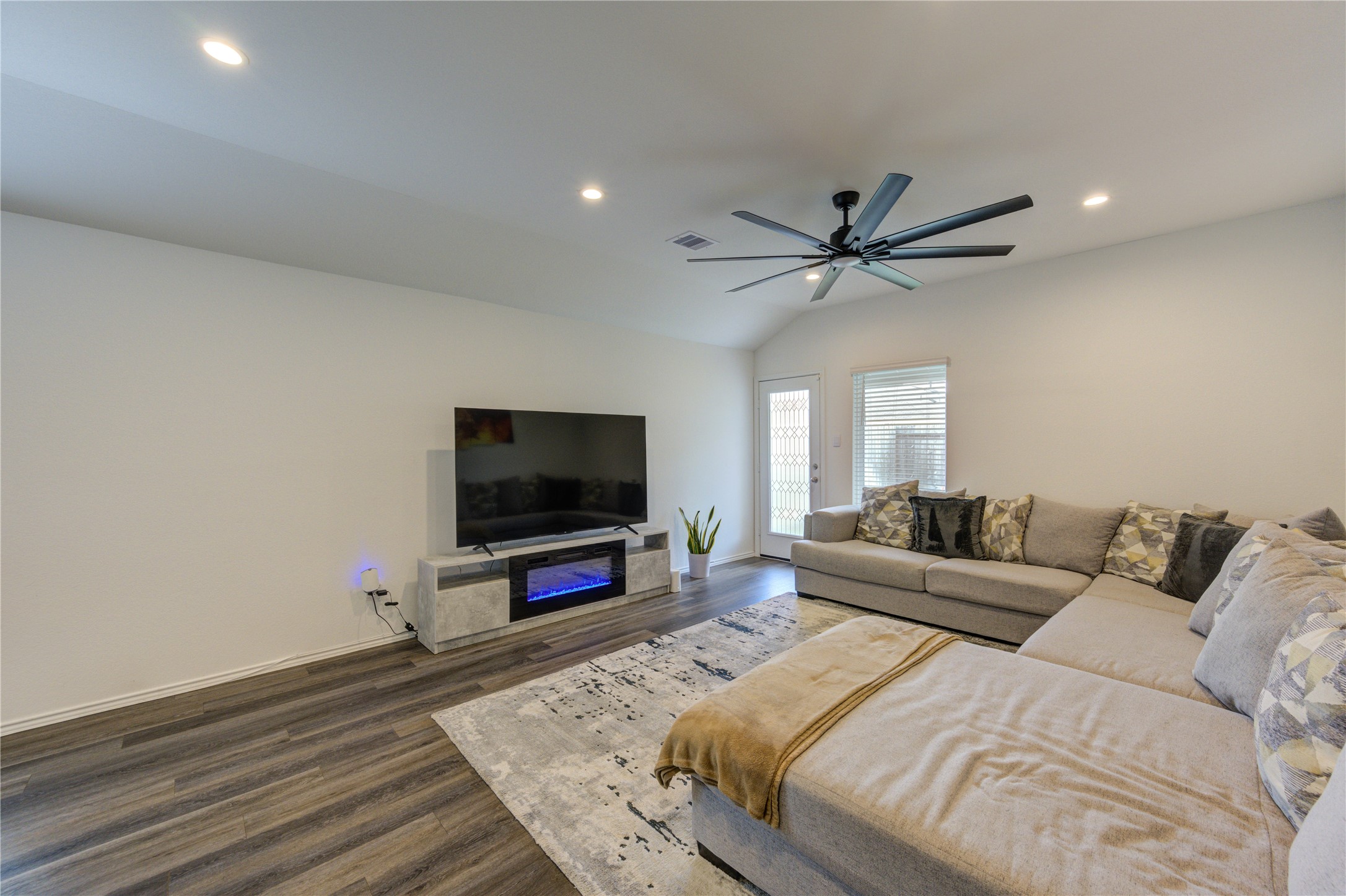 5303 Creekstone Rise Lane Property Photo 27