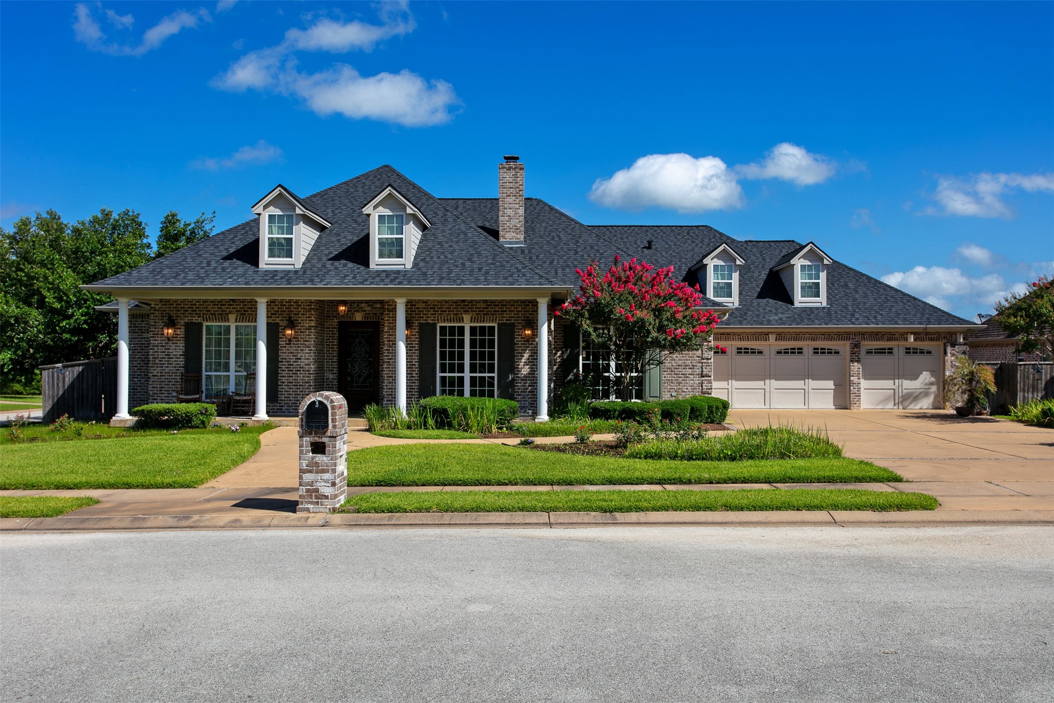 5201 Ballybunion Lane Property Photo