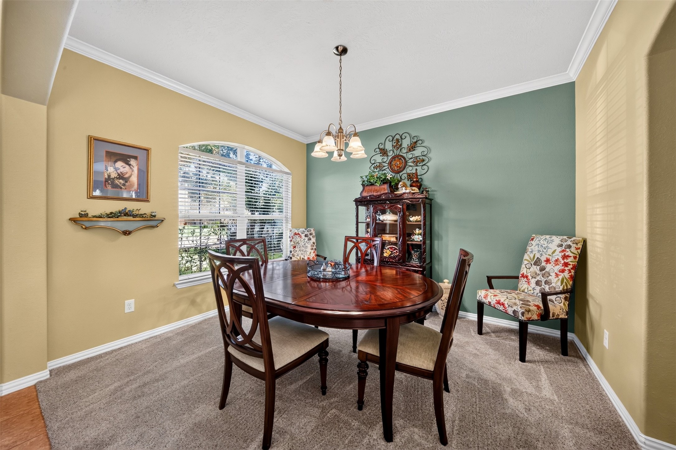 2622 Key West Drive Property Photo 3