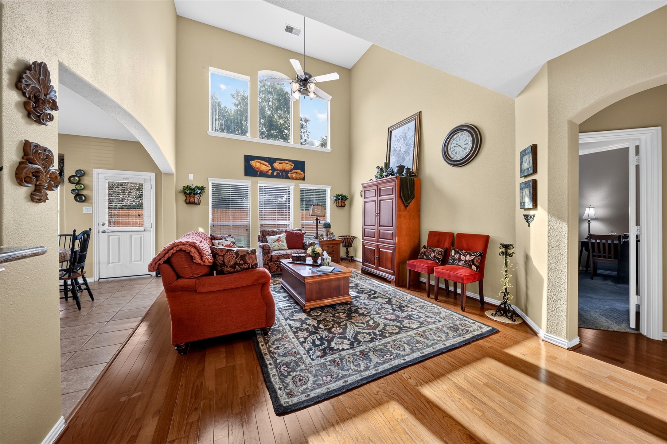 2622 Key West Drive Property Photo 5
