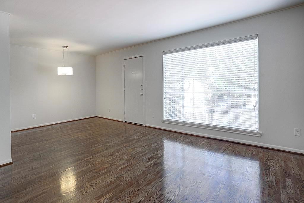 415 Hawthorne Street 5 Property Photo 6
