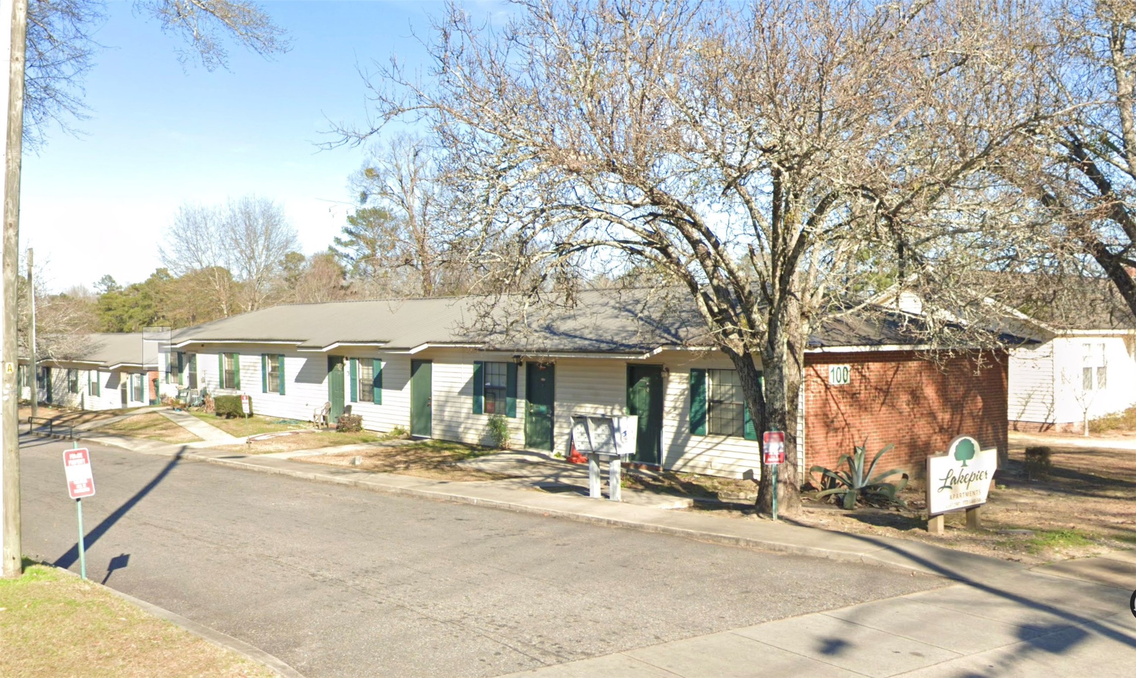 424 Highland Ave Property Photo 2