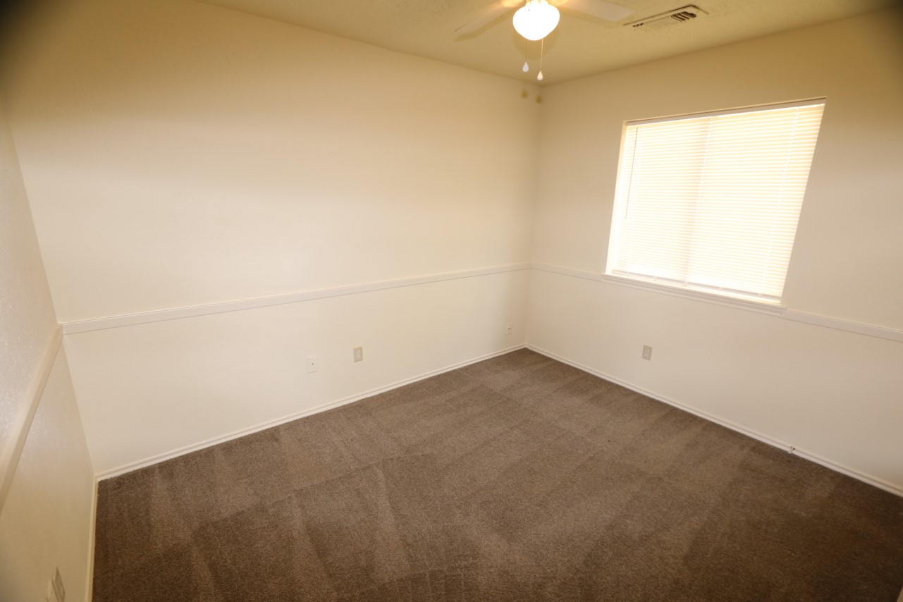 10031 Red Wolf Lane Property Photo 9