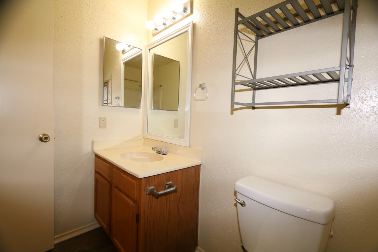 10031 Red Wolf Lane Property Photo 13