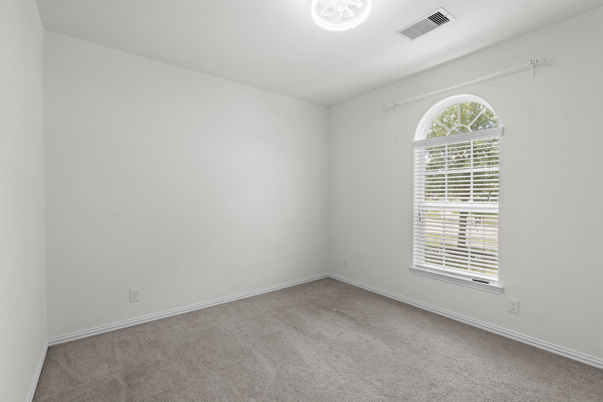 32014 Mckinley Run Drive Property Photo 13