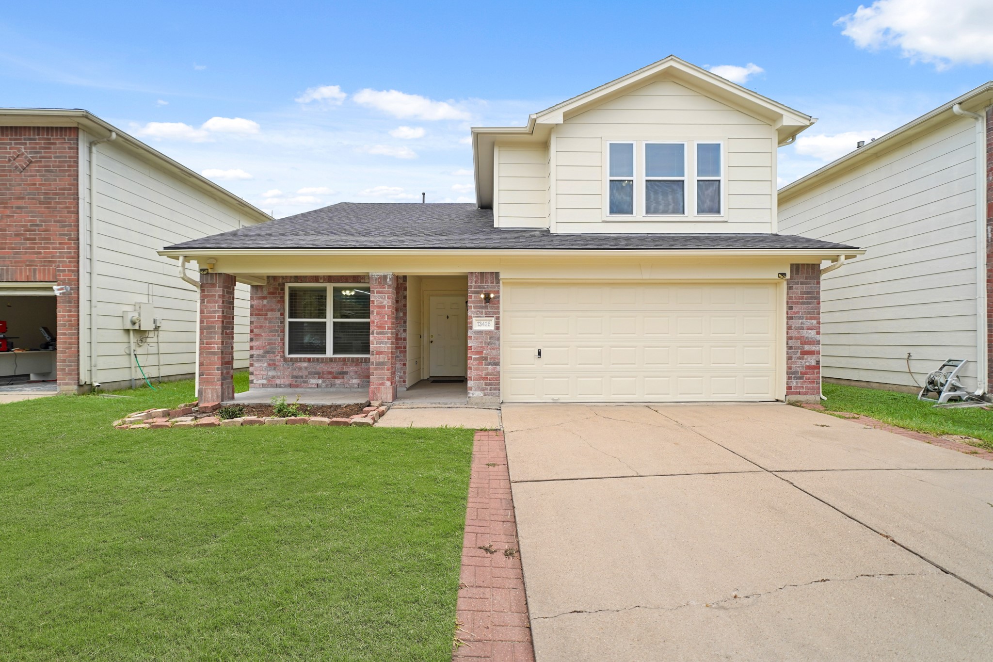 13426 Venice Villa Lane Property Photo 1