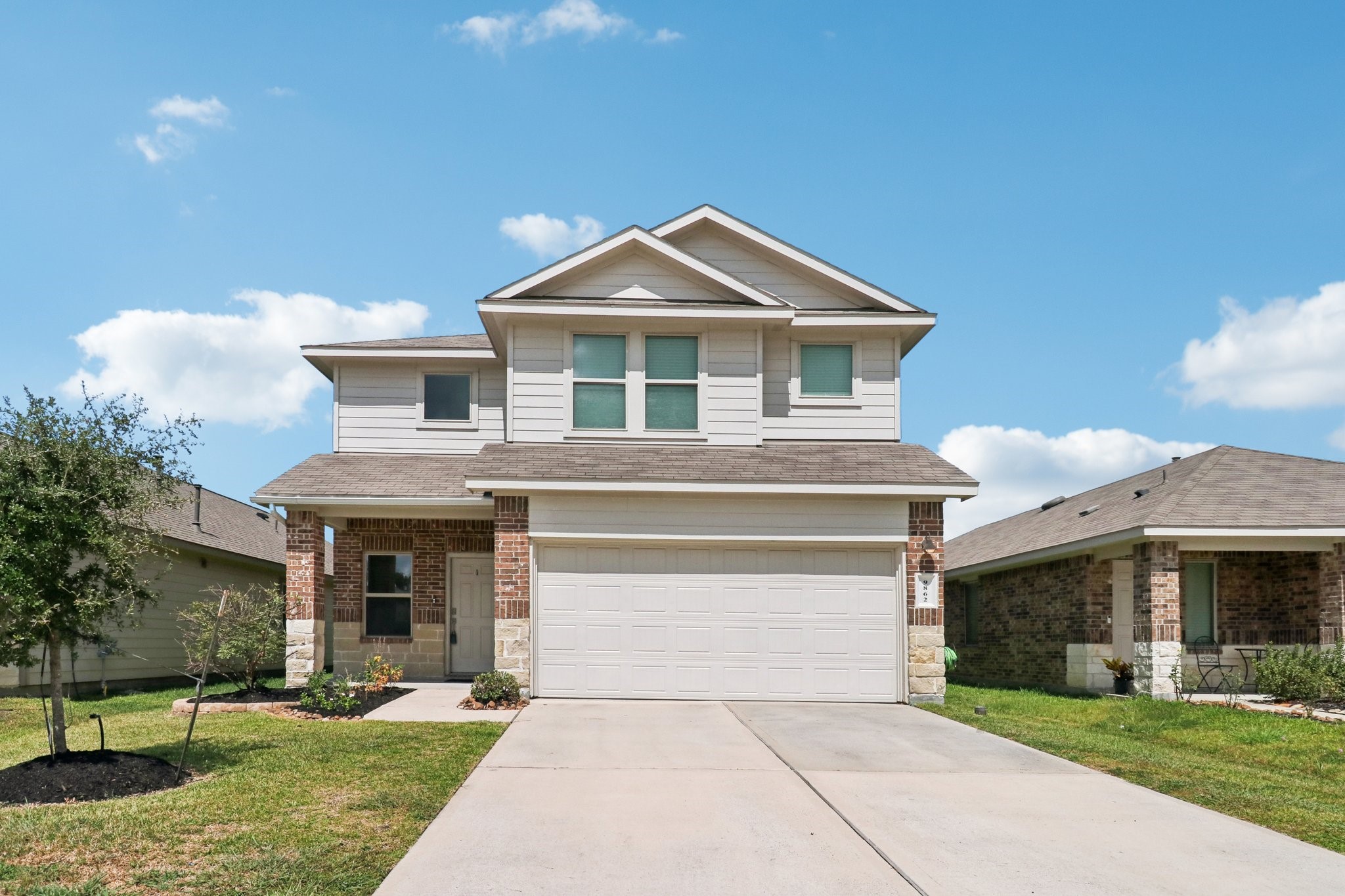 9862 Glen Brook Lane Property Photo 11