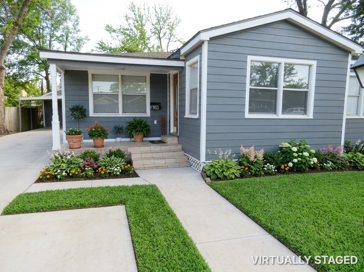 1103 Jocelyn Street Property Photo 2
