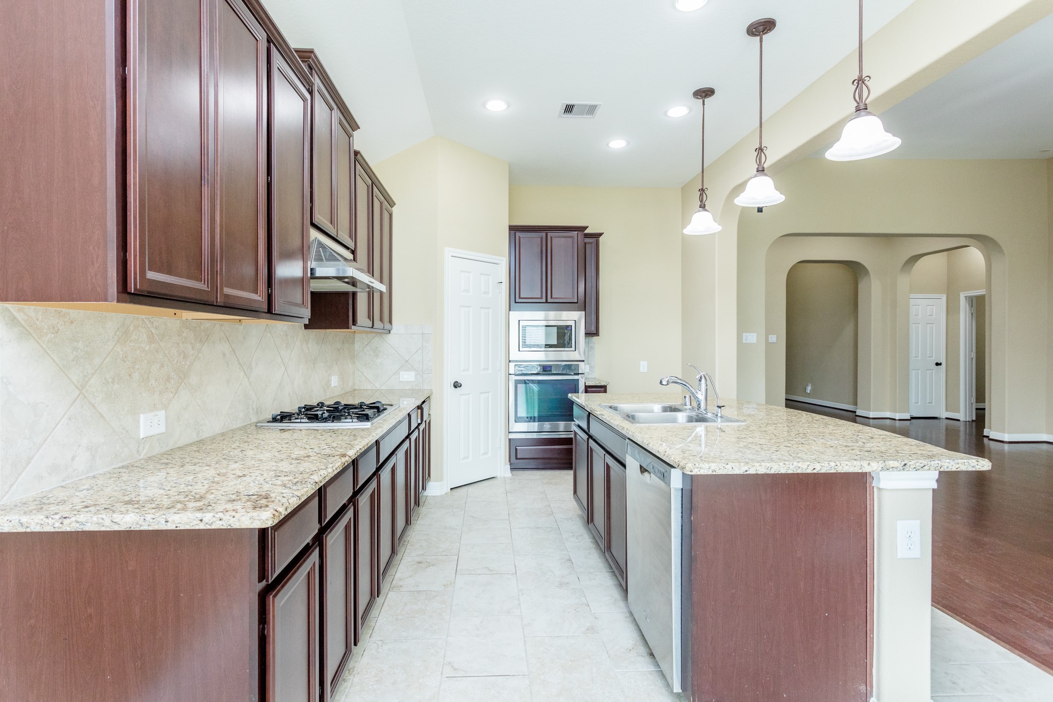 7810 Deep Green Drive Property Photo 14