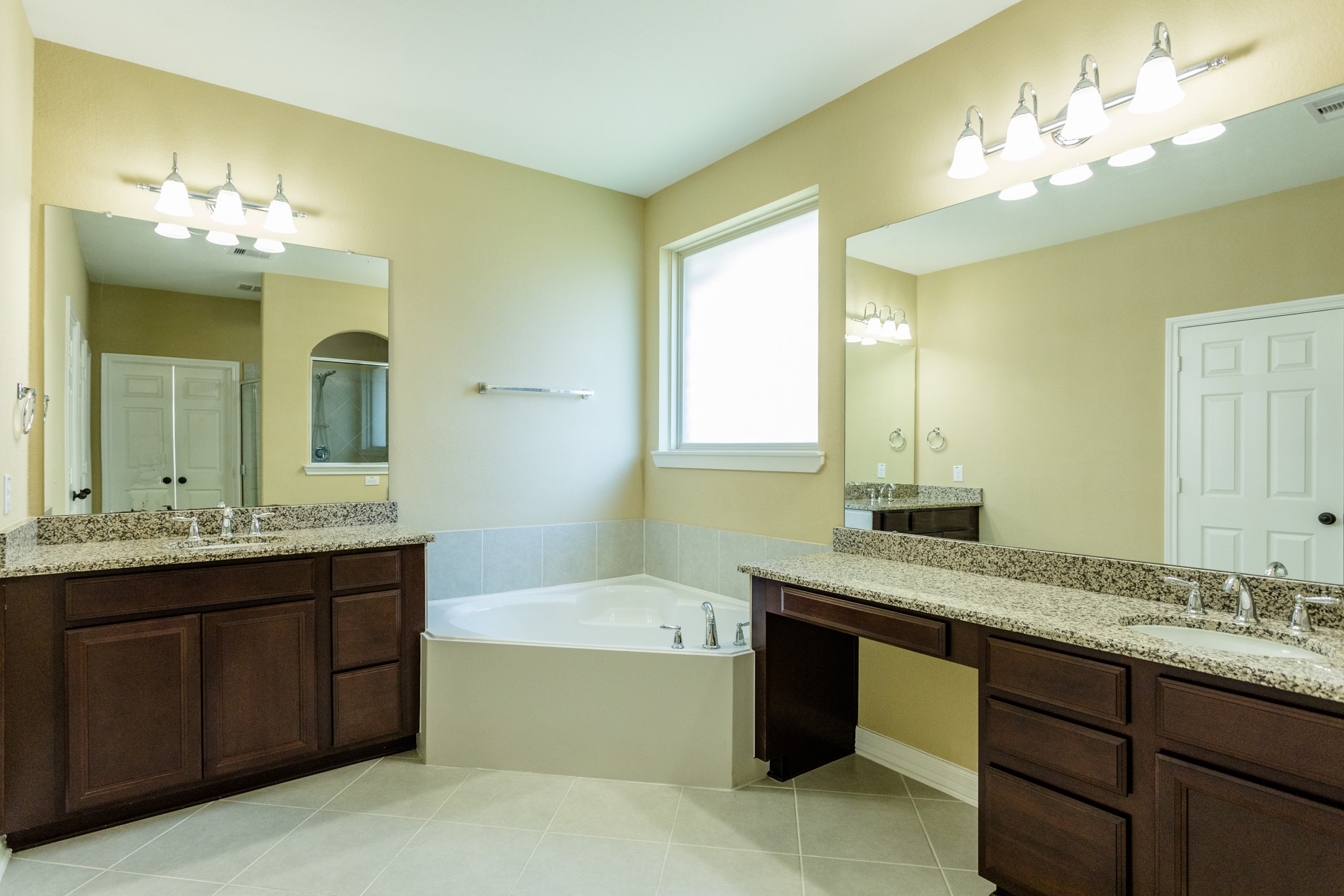 7810 Deep Green Drive Property Photo 22