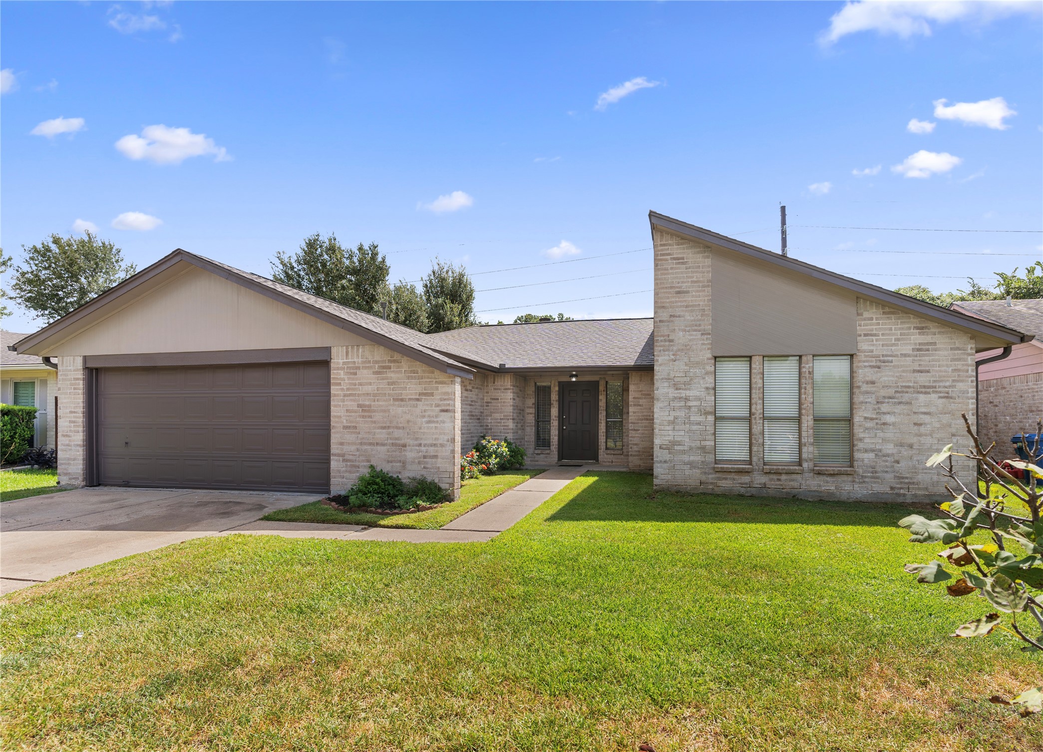 3702 Saint William Lane Property Photo 1