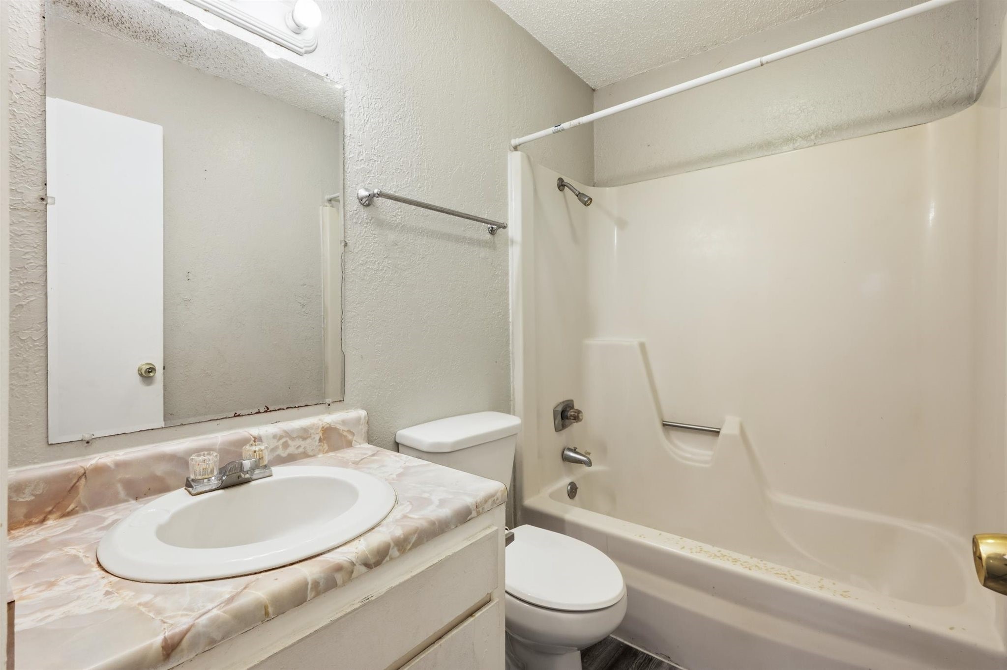 175 Loop 265 Property Photo 8
