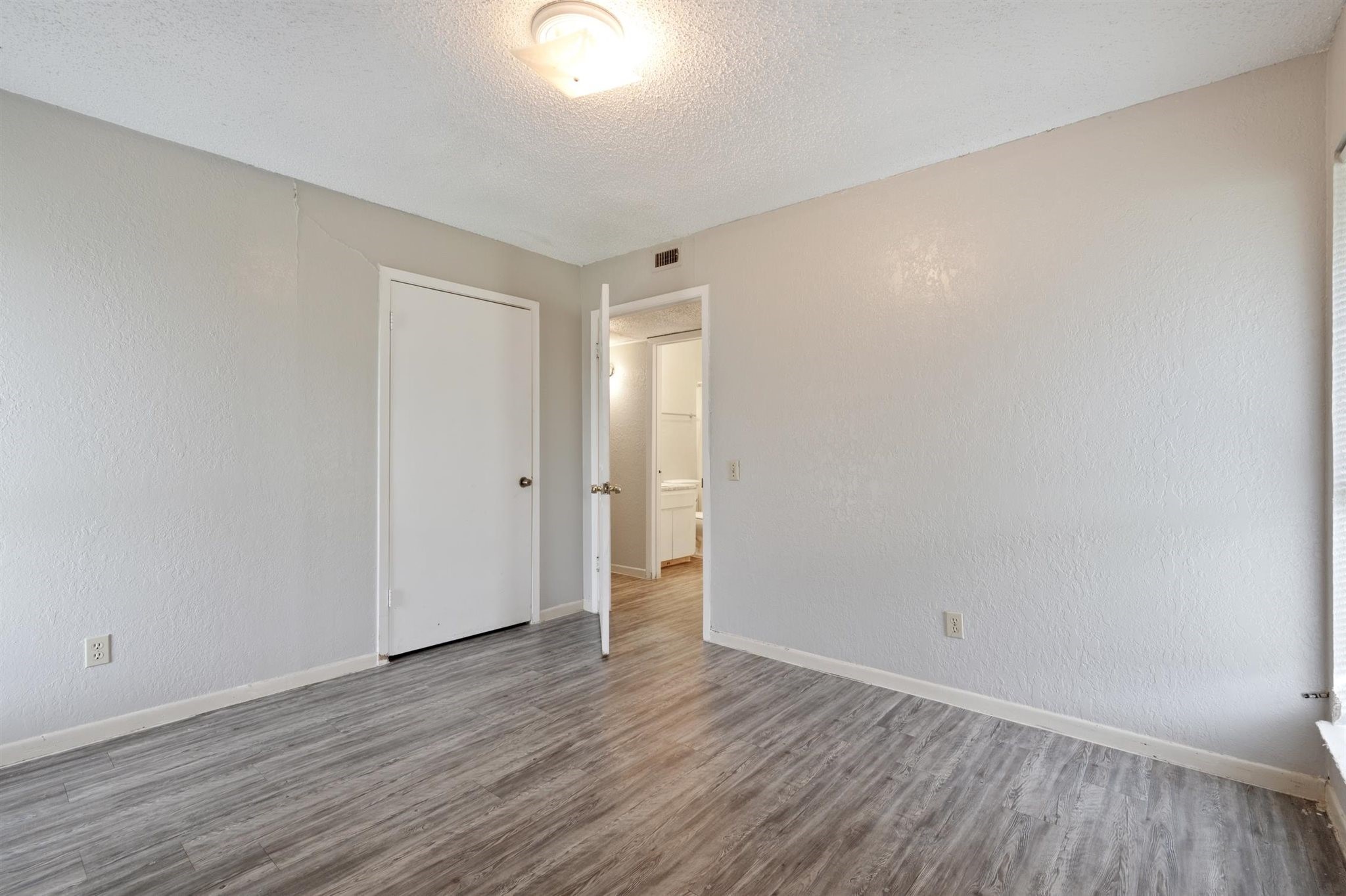 175 Loop 265 Property Photo 10