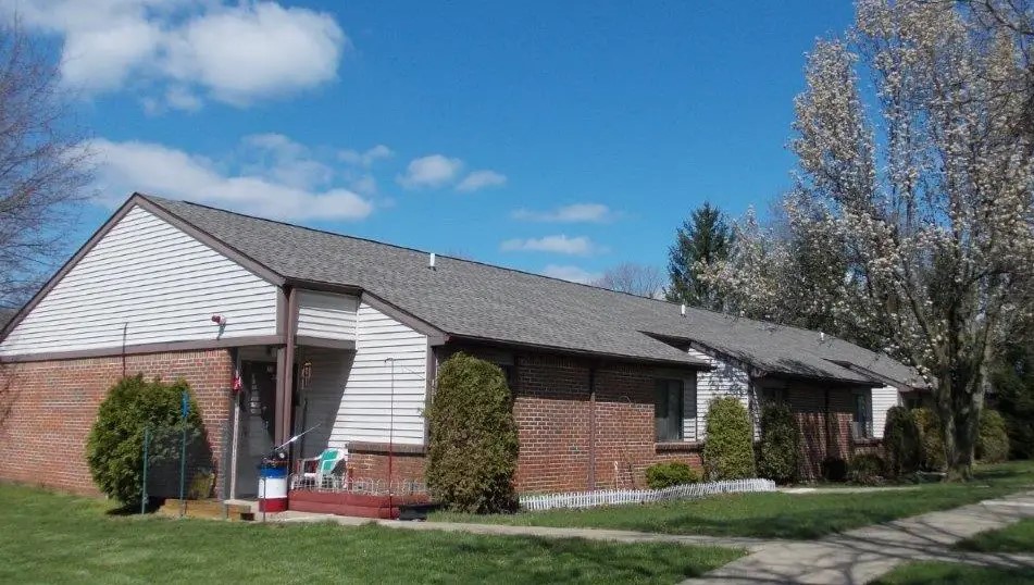 366 S Railroad St Property Photo 1