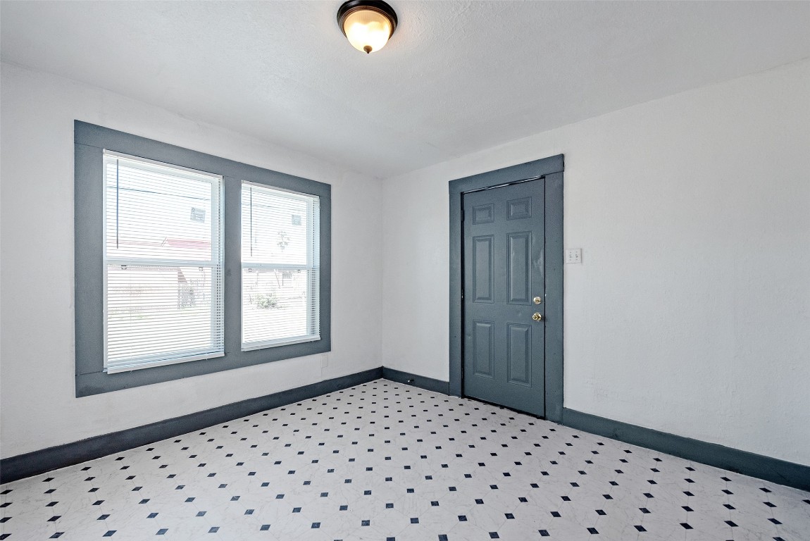 2217 Stevens Street Property Photo 6