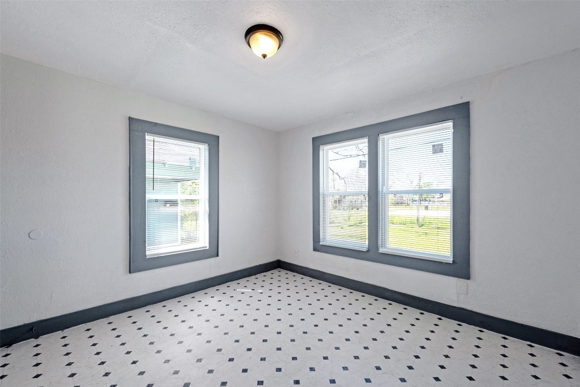 2217 Stevens Street Property Photo 7