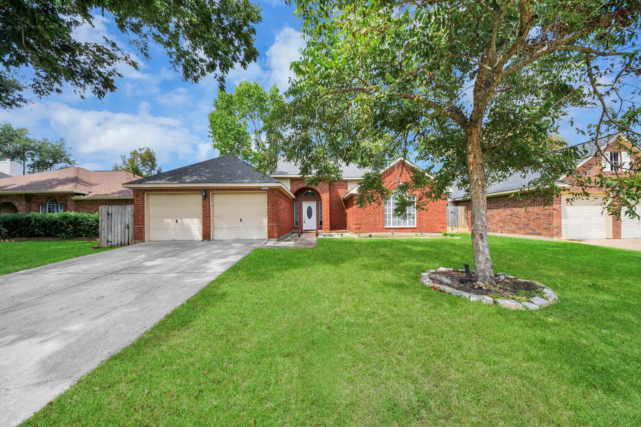 3627 Timothy Lane Property Photo 3
