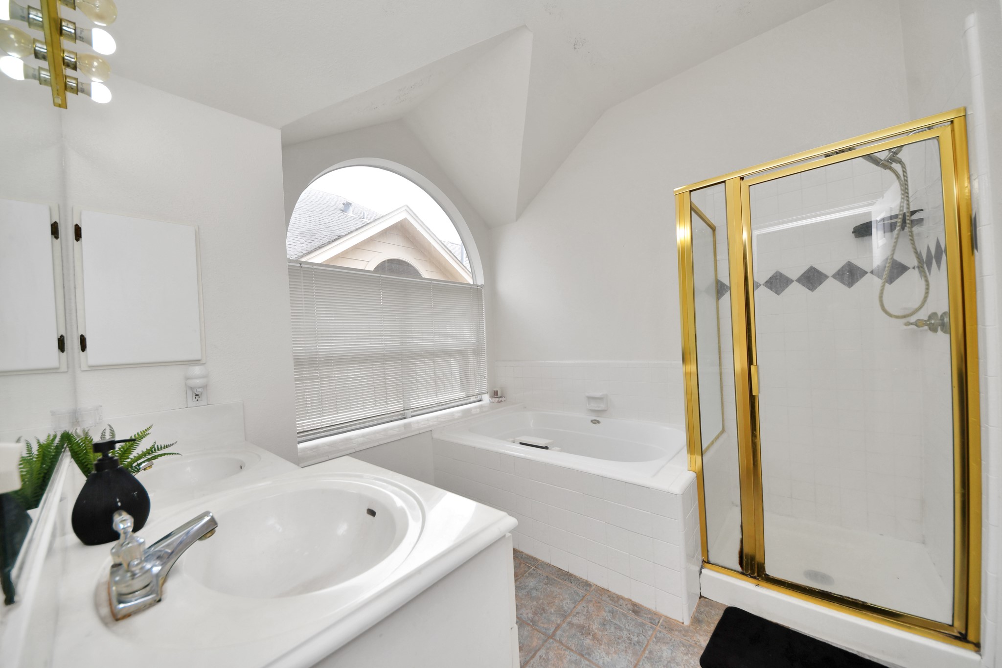 3627 Timothy Lane Property Photo 15