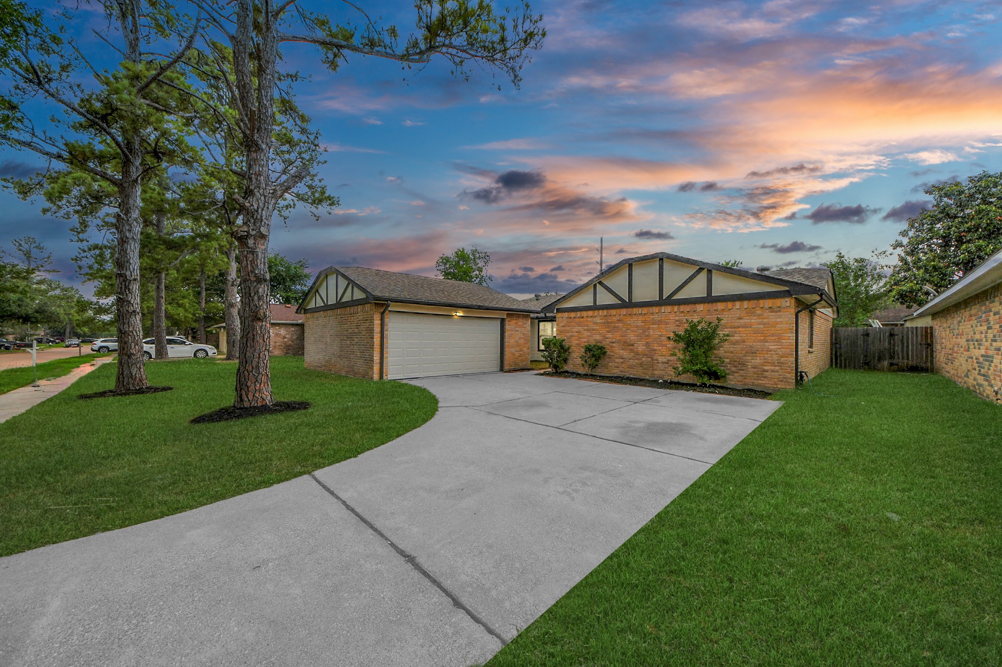 10306 Den Oak Drive Property Photo 1