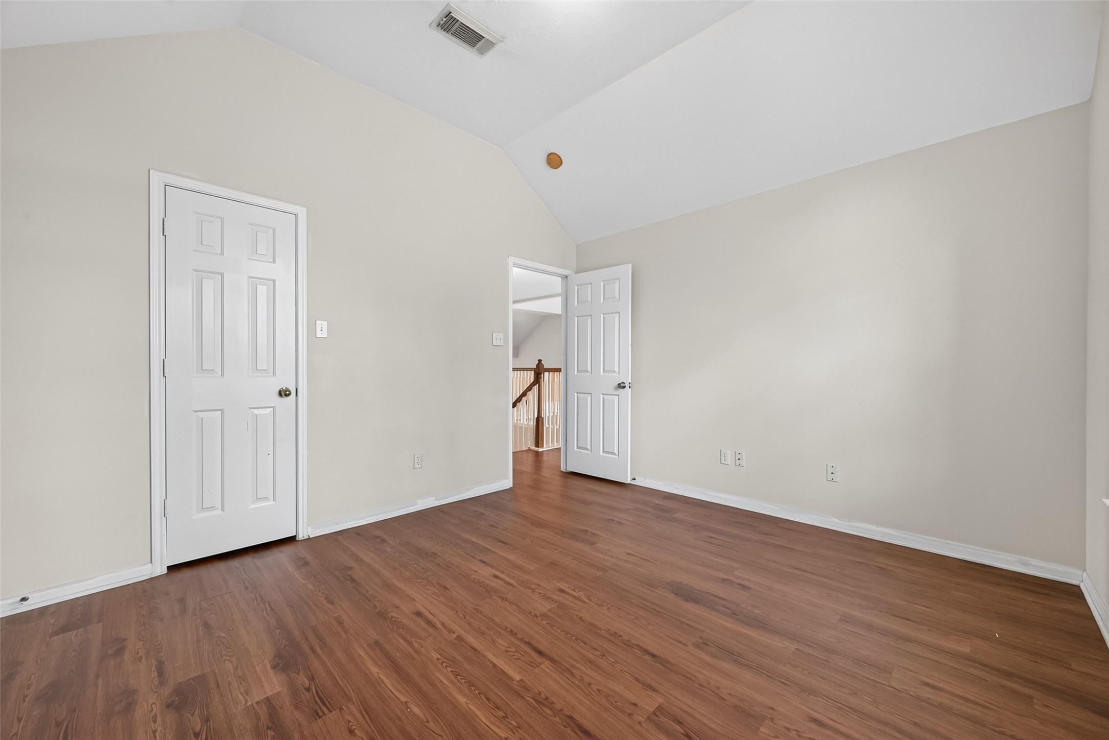 9127 N Ferndale Place Drive Property Photo 22