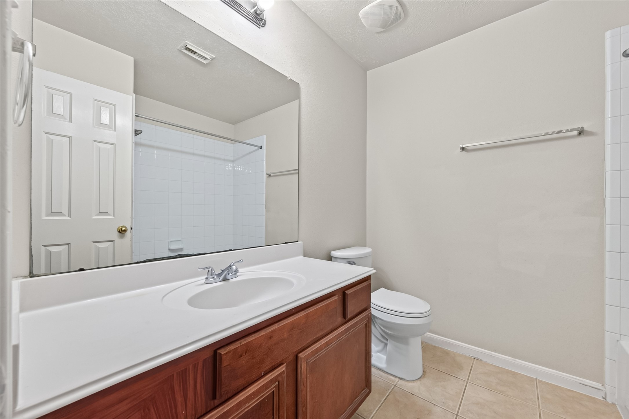 9127 N Ferndale Place Drive Property Photo 23