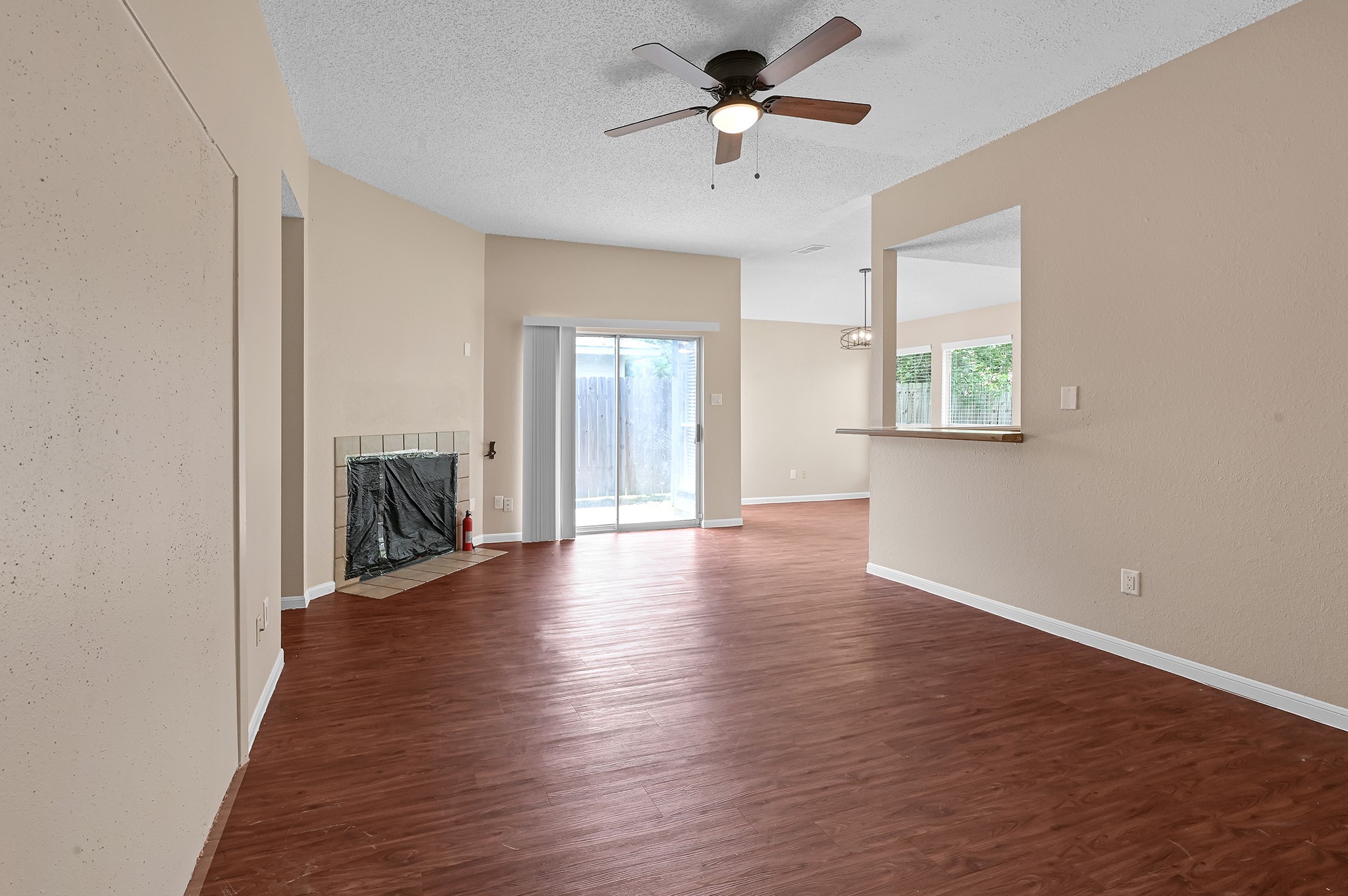 7823 Eastern Bluebird Drive Property Photo 3