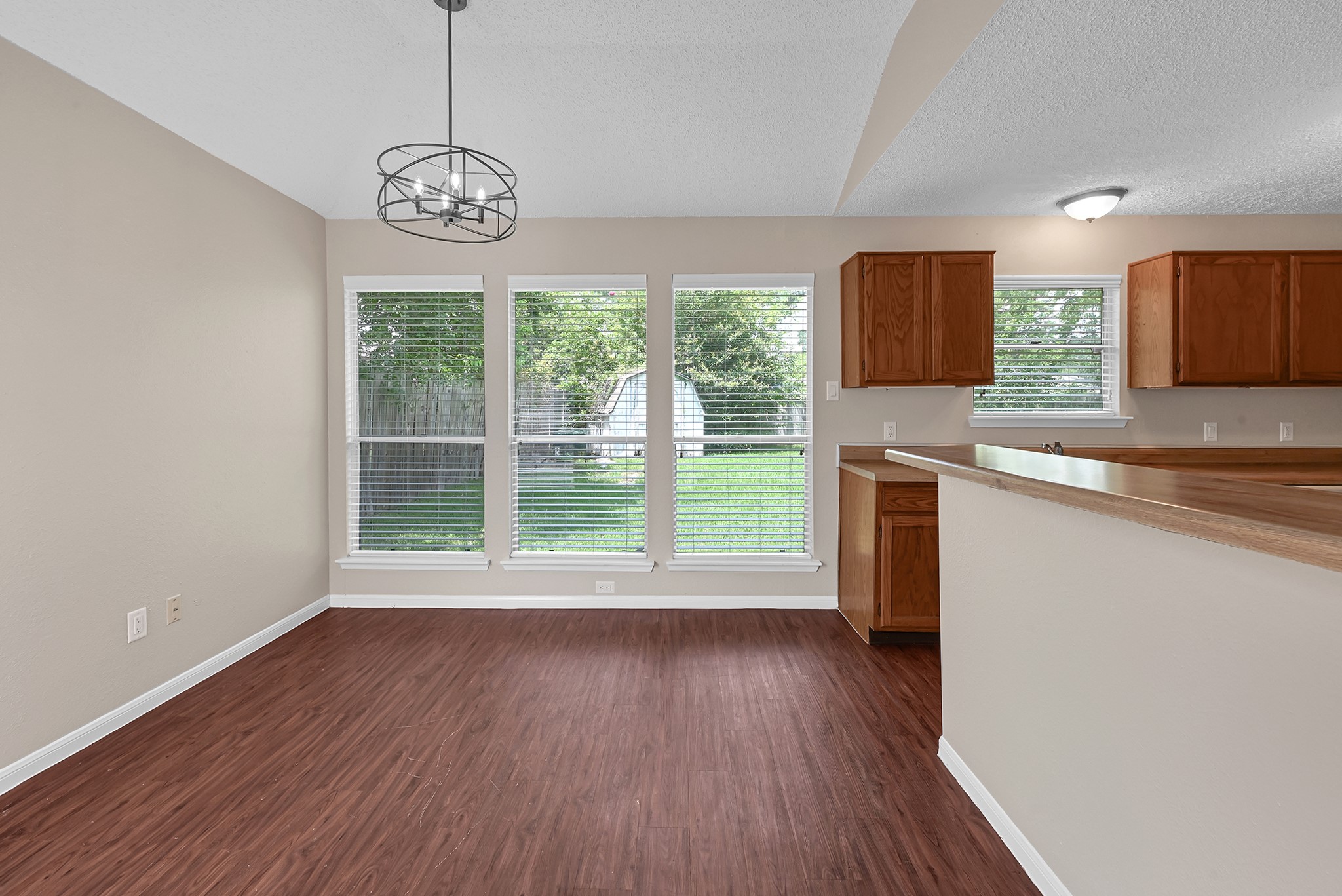 7823 Eastern Bluebird Drive Property Photo 5