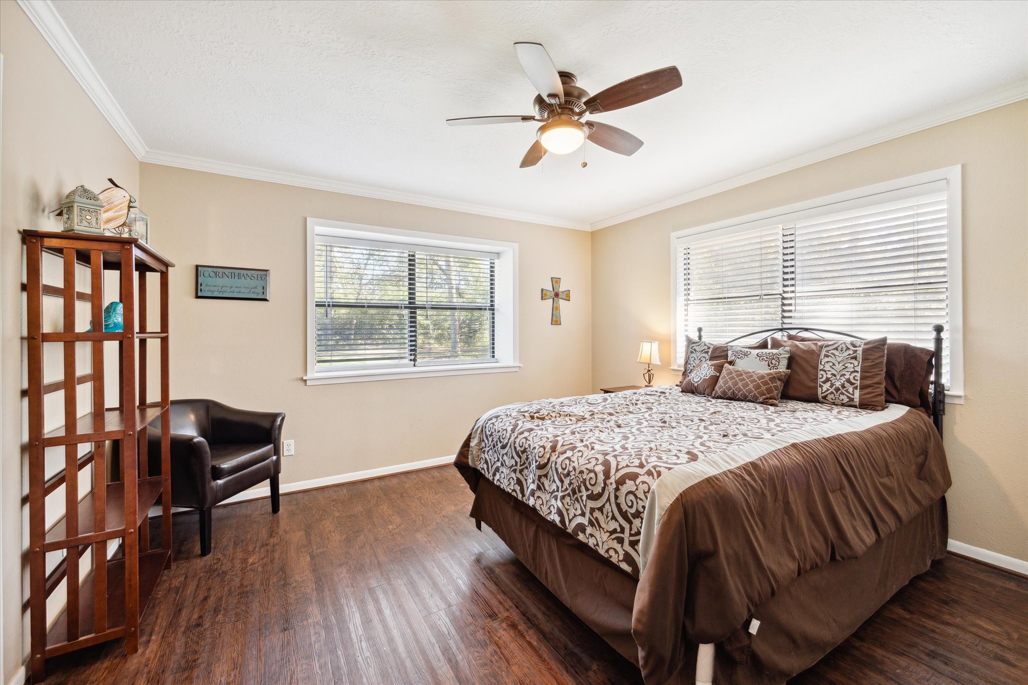 155 Oakwoods Drive Property Photo 20