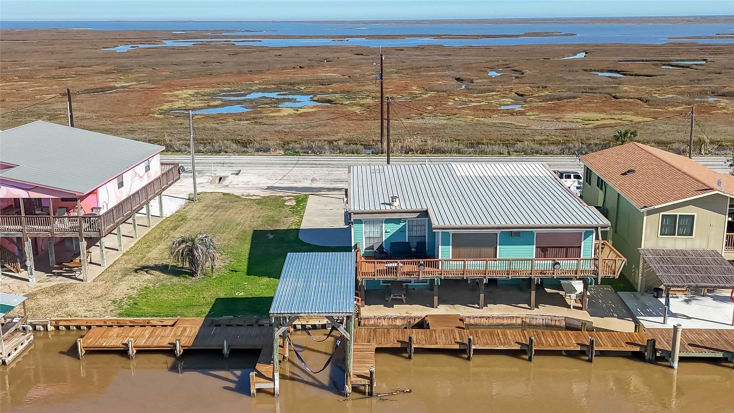 4258 Fm 2031 Beach Road Property Photo 3