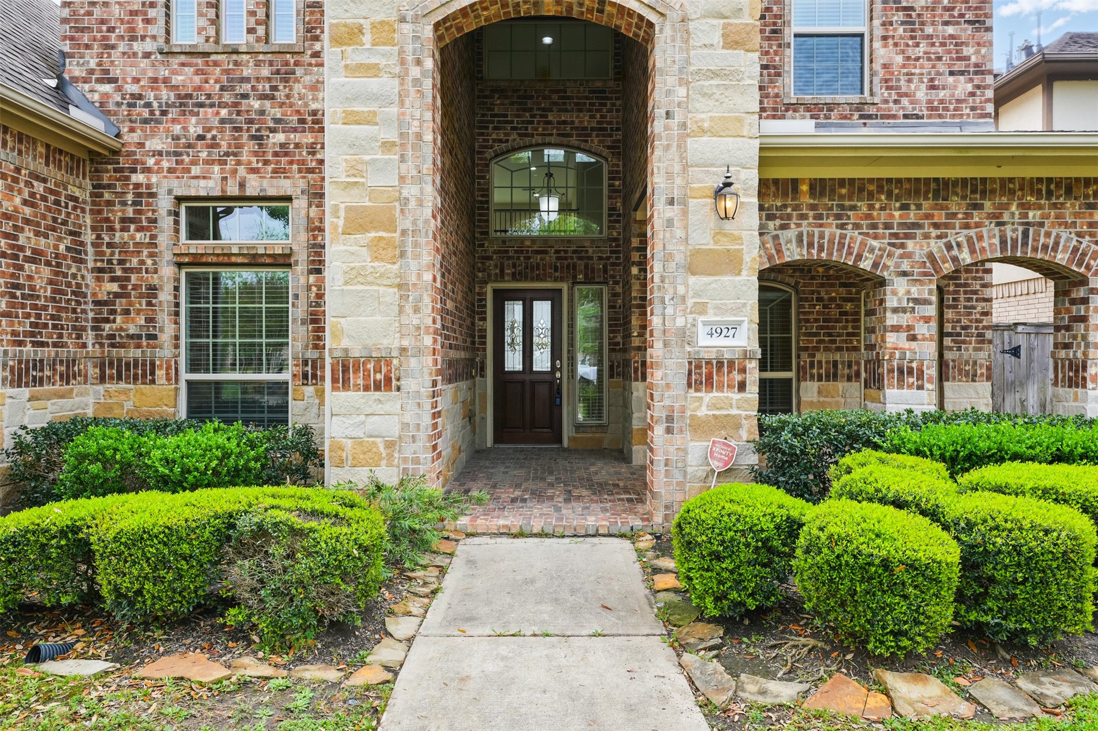 4927 Blackwater Lane Property Photo 4